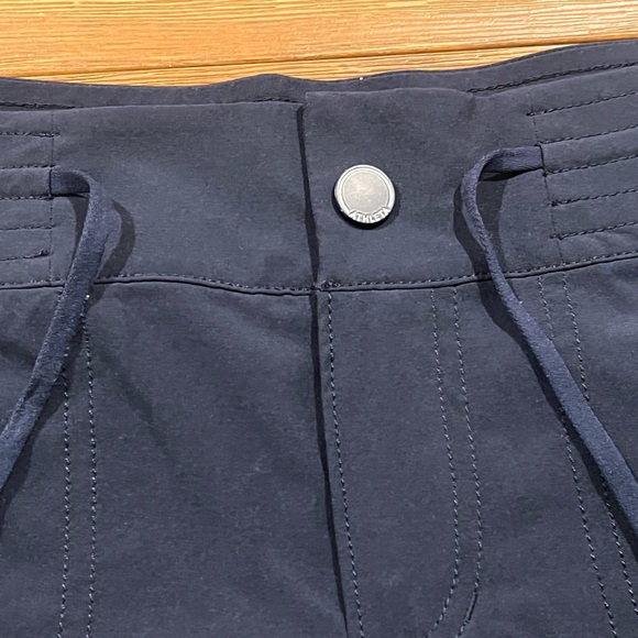 Athleta Rincon Bermuda Shorts Navy Blue Size 2 - Picture 5 of 7
